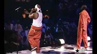 Akon &amp; Styles - Locked Up ( live )