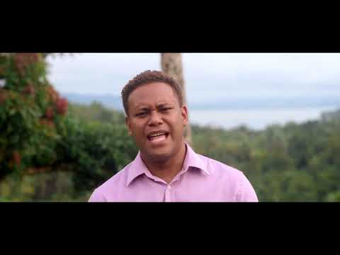 3 Blessed be your name.  Medicores Vol 1