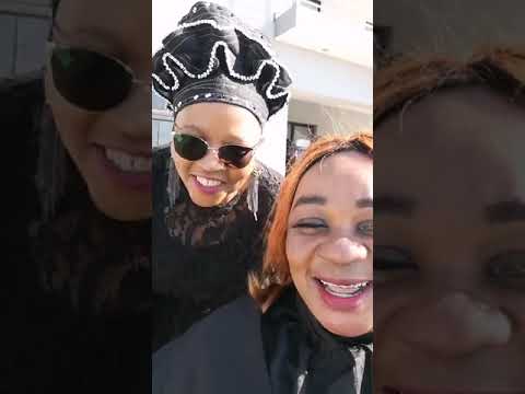 SIS MELLY - Zvakanaka kuwadzana paminamato