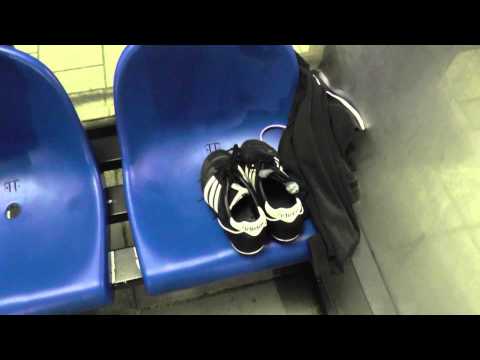 Opjestropdas 17 okt 2013 OSM '75 6 - VV De Meern 9 com 1-3 Nieuwe kicksen van Joost?