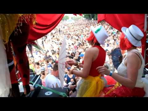 The Chosen Two - Born inna Bassdrum @ Karneval der Kulturen 2014 / Carepack Float