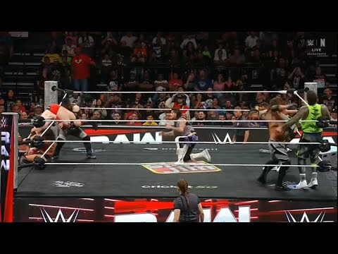 World Heavyweight Championship Opportunity Battle Royal - WWE Raw 10/20/2025 In Spanish