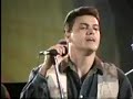 Victor Manuelle - Qué importa (En Coamo, PR, 1994) - Antonio Nájar Victor Manuelle - Qué importa (En Coamo, PR, 1994)
