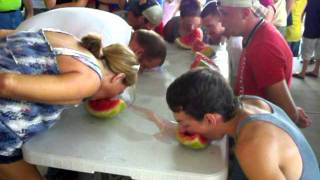 WATERMELON EATING CONTEST @ 4TH OF JULY 2011.MOV