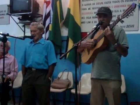 Amarildo José - Gumercindo e Nardino cantando no CEREA dia 23 de abril 2013