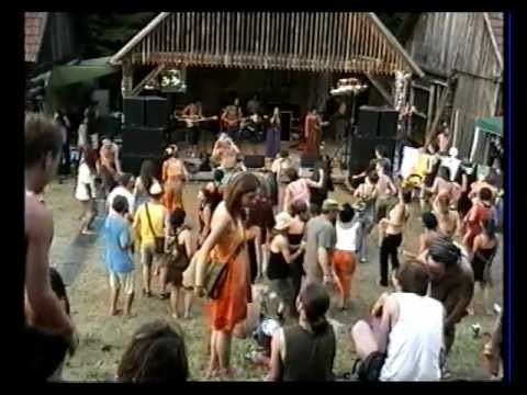 militant pazifists  kenn di sölbst  live  heart culture 2012