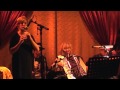de Yppies play PERKY PEARL