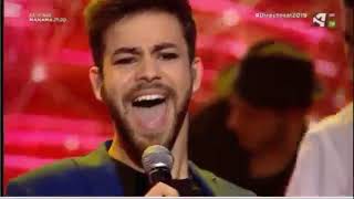 Agoney cantando &quot;Eloise&quot; (versión alternativa) en el especial de Fin de Año de Aragón TV 31-12-18