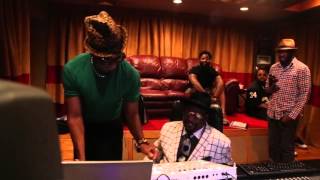 Video thumbnail for AMP FIDDLER GEORGE CLINTON NI Maschine  'AMPLIFIED FUNK' SESSION by Amp Fiddler