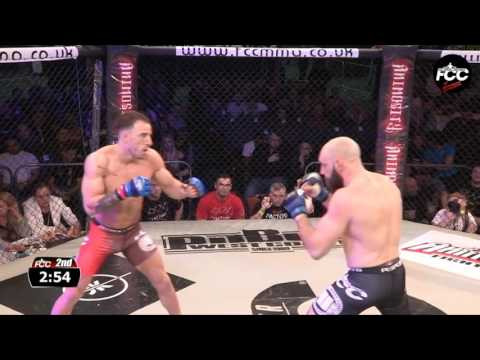 FCC 18: Aaron Pierre vs Mark Smith
