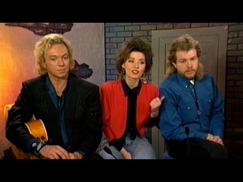 John Brannen, Shania Twain & Toby Keith (1993 Triple Play Tour) - CMT Hot 20 Countdown
