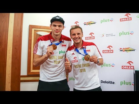 Mistrzowie Świata zapraszają na mecze ONICO Warszawa!