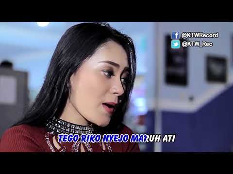 Vita Alvia Terbaru 2016 Kelajut Cidro Official Video HD