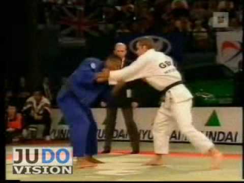 JUDO 1999 World Championships: Nuno Delgado (POR) - Graeme Randall (GBR)