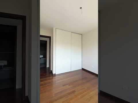 Video de YouTube - Venta y Alquiler Apartamento 2 dormitorios + cochera. Av de las Americas - Ref 2138