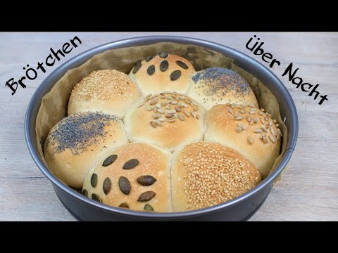 Stored in the refrigerator overnight, always fresh bread rolls 😋