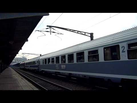 Locomotiva 91-53-0-477-773-2 parasind Bucuresti Nord cu R 831 (Bucuresti Nord - Brasov)