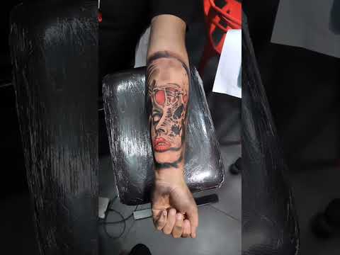 Gino'S Tattoo Studio Via Leonardo da Vinci 72 Pomigliano d'arco Napoli...