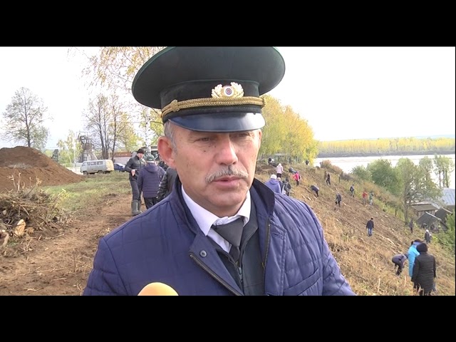 Композиция из кустарников и деревьев появится на склоне у сквера "Яшьлек"