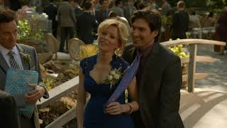 Modern Family : Fire at Mitchell and Cameron's Wedding | STS