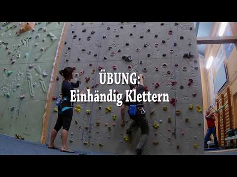 Klettertechnik verbessern: Einhändig klettern