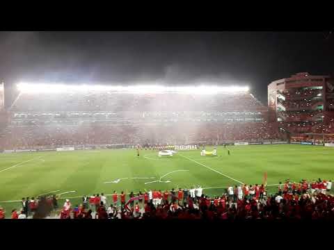 "Recibimiento a Independiente vs Flamengo" Barra: La Barra del Rojo • Club: Independiente