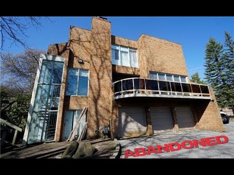 Abandoned 5.5 million Dollar Mansion used as Private School / Church With Tree Fort!!! Video
