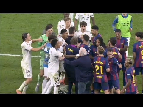 🔥Real Madrid vs Barcelona players Clash | Yamal & Raphinha SHOWING GESTURE OF CLASHING