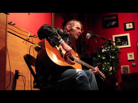 Malcolm Holcombe - Down the River - live at the Foundry Hall