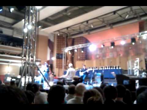 Naomi Bahnaru - concert '' Deschide inima '' (filmat cu tel )