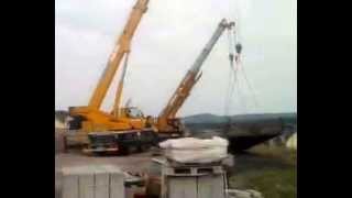 preview picture of video 'Waterford Crane Hire (Ireland) - Marchetti MG 60.3 & Kato MR 350R(City Crane) Tandem Lift'