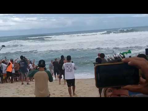 Adriano de Souza e Yago Dora surf WSL