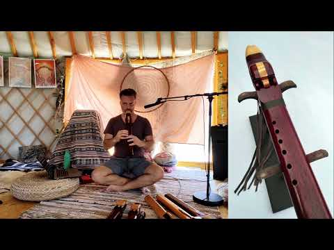 7 Hole Drone Flute in the Key of G of Padauk wood Body and Maple Mouthpiece and Accents 432Hz