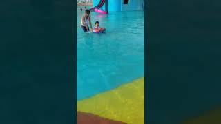 Download lagu syahnaz renang brsm akung di qmall bbru mp3