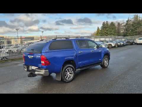 Toyota Hilux 2.4 D-4D INVINCIBLE 4WD D D/C AUTO - Image 2