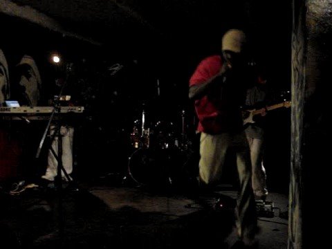 King Lorenzo backed by Dub Akom @ Balthazar