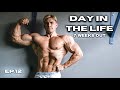 A Day In The Life // 7 Weeks Out & Grocery Shopping