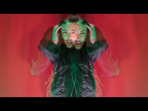 Silver Roy – The Creeper  (Music Video of the Acoustic Version)