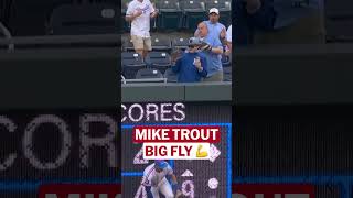 Mike Trout clears the wall in Kansas City to open the scoring! ????