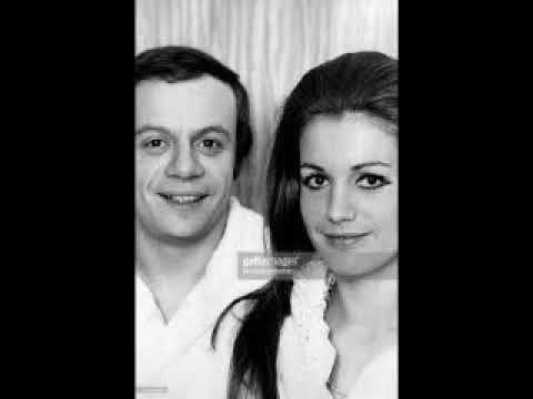 Johnny Dorelli & Catherine Spaak     Non m'innamoro piu