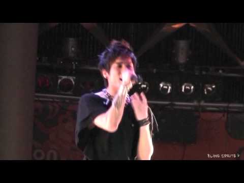 100821 Jonghyun's "Quasimodo" High Notes @ SM Town Seoul