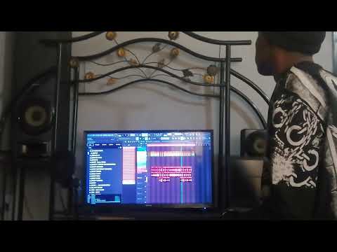 JAH POP - HAMUDO BEHIND THE SCENE AT EL RUSSO PRODUCTIONS ZW STUDIO. 