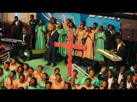 NOUS LEVONS NOS MAINS - Chojeufi | Live Recording