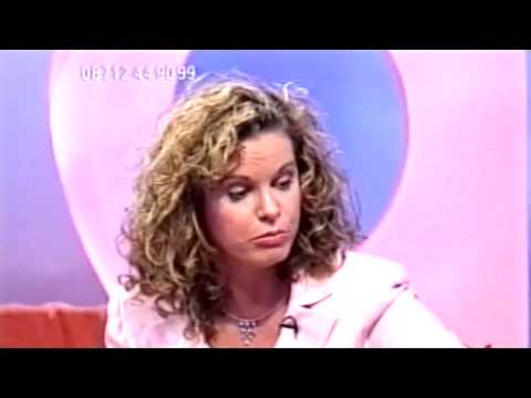 Amelia Kinkade - The Psychic Show (30/9/02)