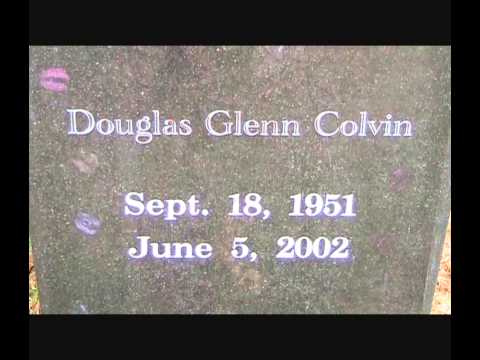 13.04.2013: Detroit1967 pays a visit to Dee Dee Ramone's grave - Hollywood - The Ramones Punkrock