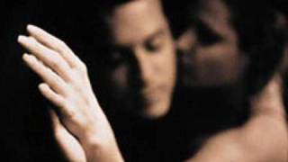Gli Innamorati Lyrics English Translation