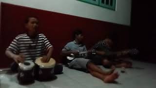 Download lagu lagu tamu undangan fersi akuistik kecruk koplo mp3