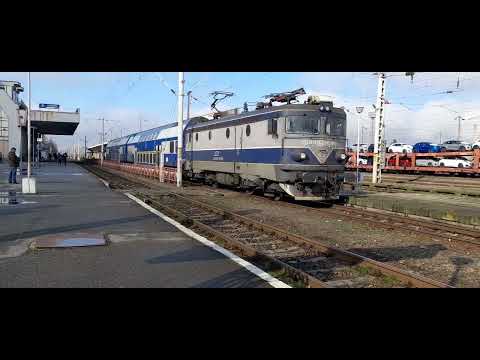 EC 032 al depoului Arad cu R 2082 pleacă din gara Craiova cu un mecanic de treabă