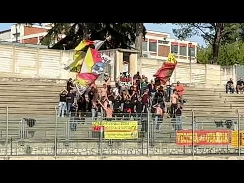 Tifosi dell’Osimana in trasferta a Tolentino 2025-26.