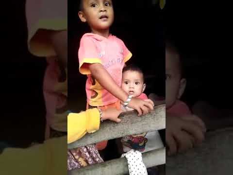 VIRAL!!! di tinggal Orang kedua orang tua nya  !